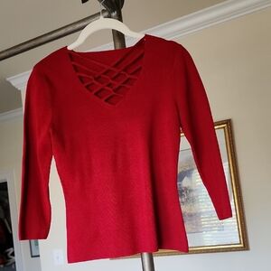 Red Lattice-Neck Sweater